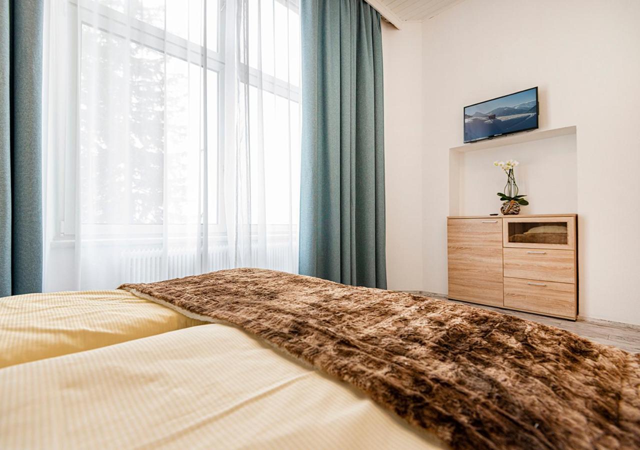 Hotel Bristol 巴德加斯坦 外观 照片